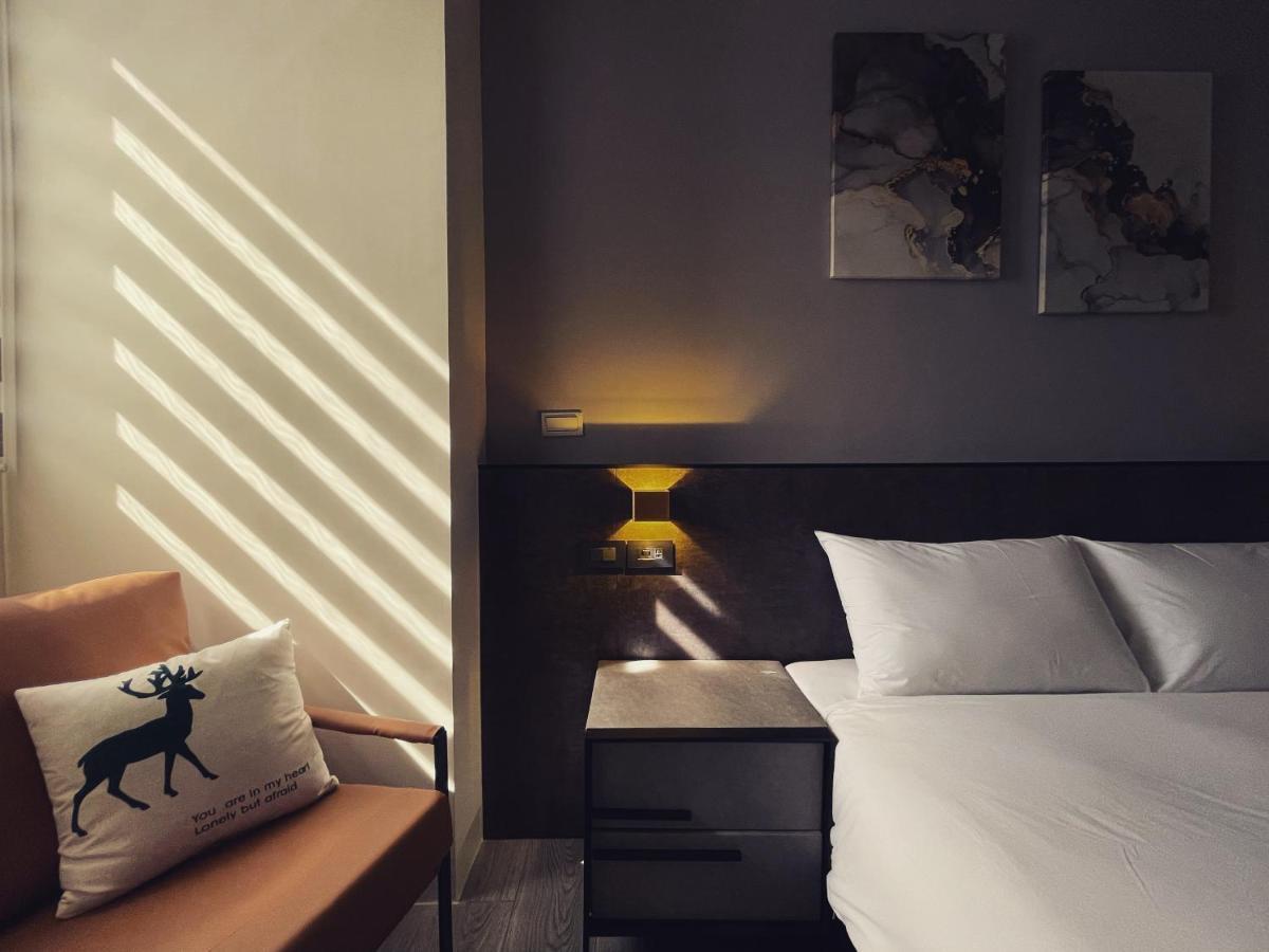 Six Seasons Inn - Qian He Tainan Luaran gambar