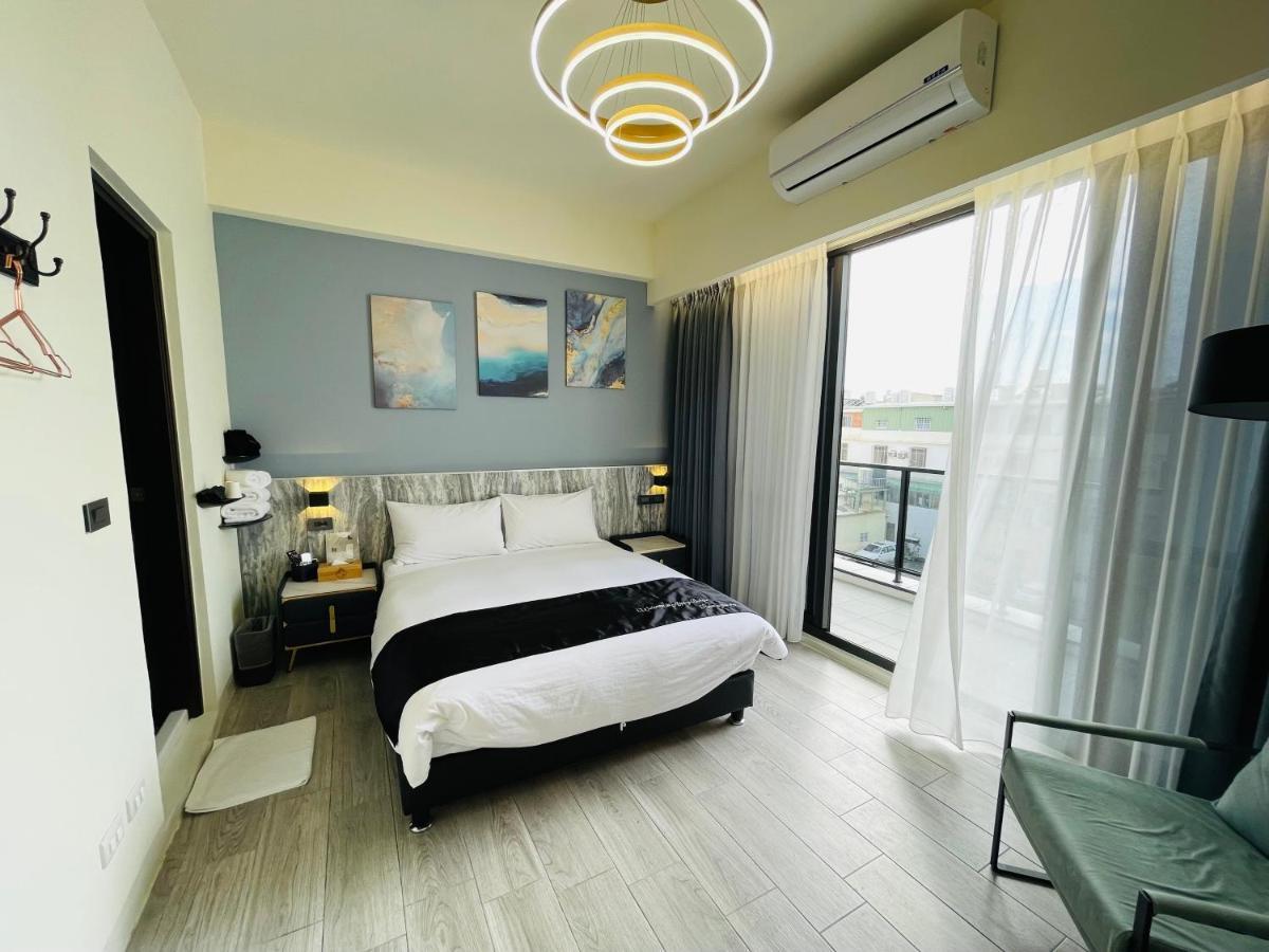 Six Seasons Inn - Qian He Tainan Luaran gambar